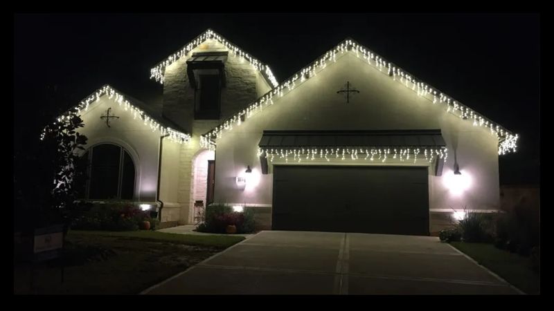  Christmas Lights Maintenance