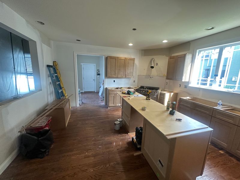 Parkside - deck & kitchen