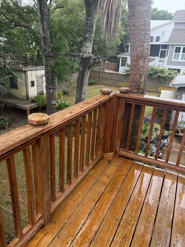 Deck & Patio Cleaning