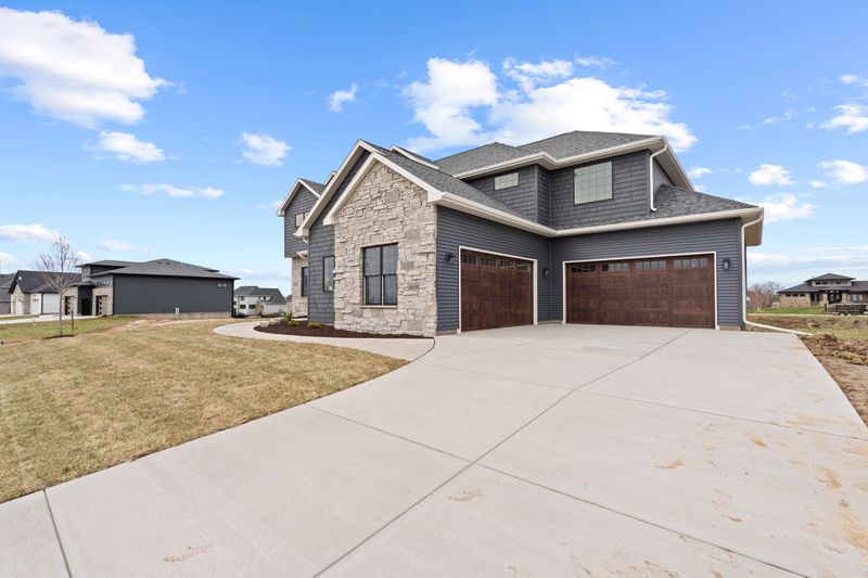 Custom Home Design and Construction