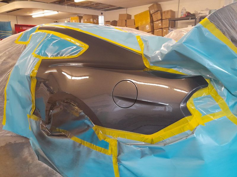 Mobile auto body