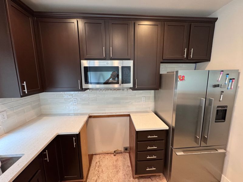 Kitchen and Cabinet Refinishing gallery
