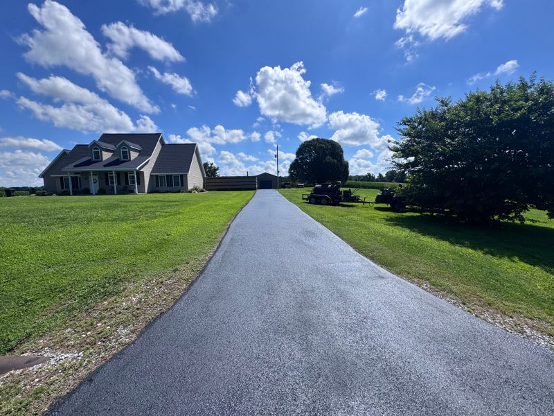 Asphalt Sealcoating gallery