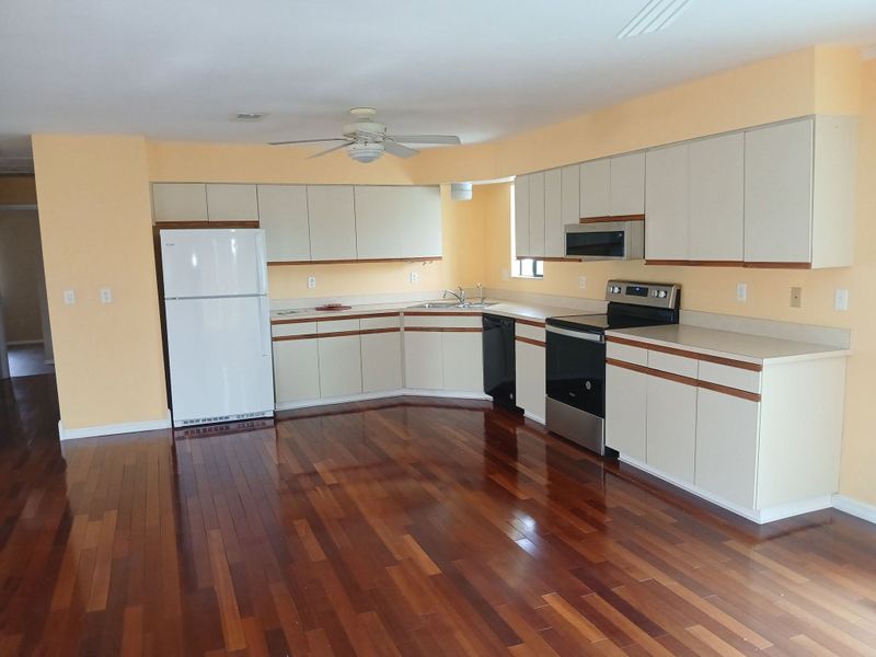 Flooring Repair & Update