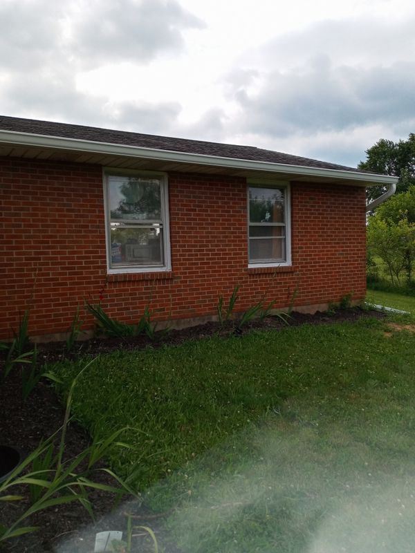 Mastering Roof Renewals: Seamless Protection and Elegance in Somerville, Ohio