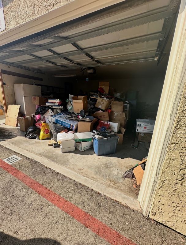 Garage clean out in Palmdale CA