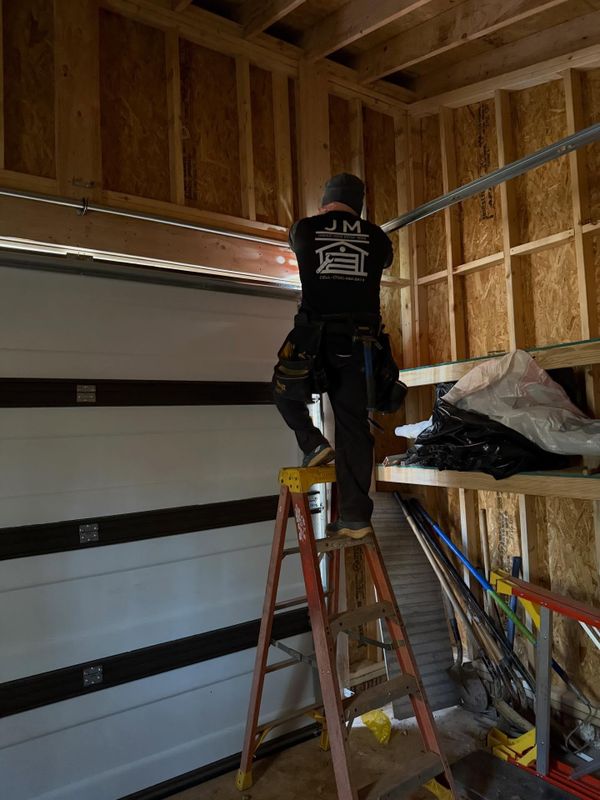 Garage Door Installation & Repair