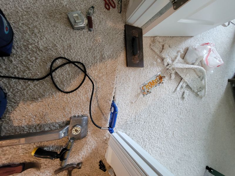 Carpet Stretching & Repairs