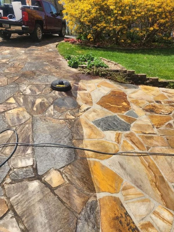 Driveway and Sidewalk Cleaning