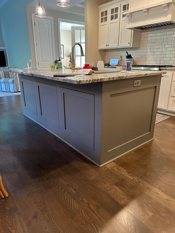Kitchen and Cabinet Refinishing