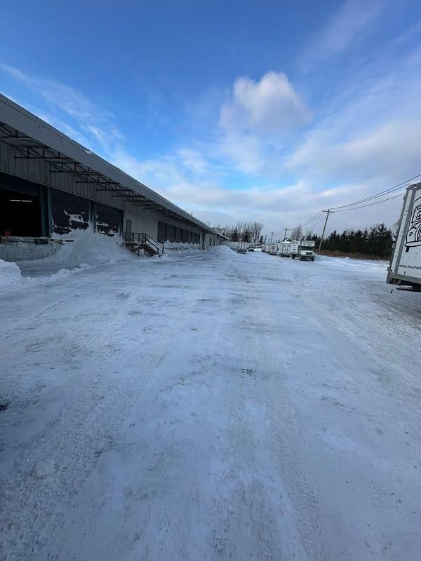 Commercial & Residential Snowplowing