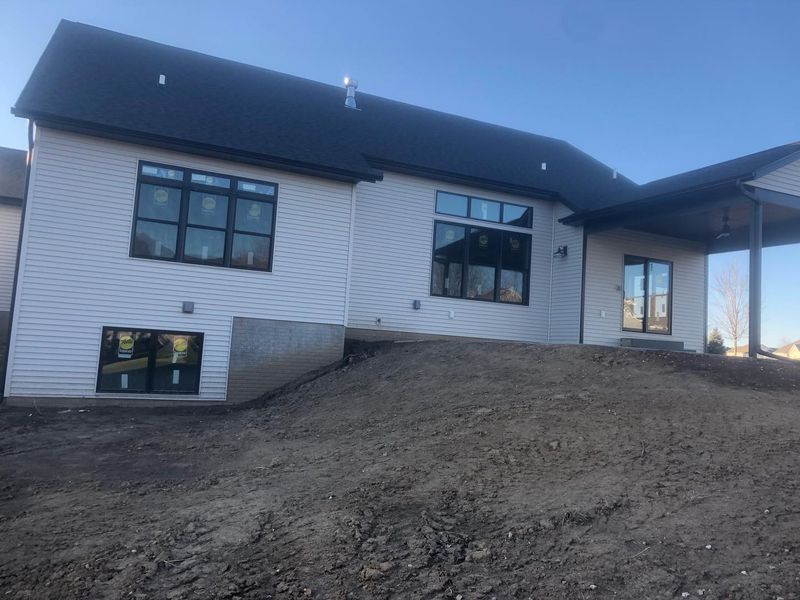 5" and 6" Seamless Gutters