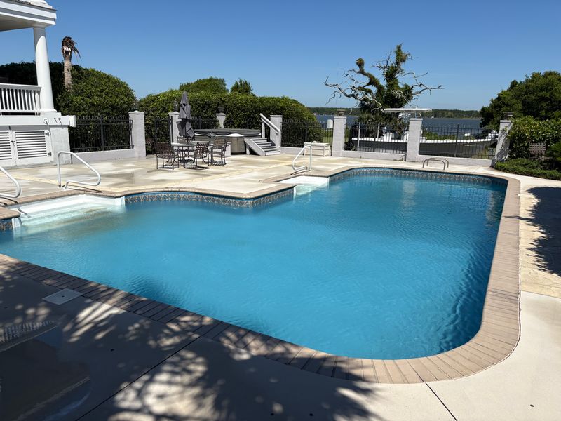 Transform Your Poolside: Stunning Results with Expert Pressure Washing!