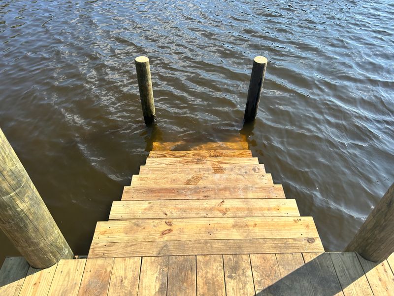 Docks