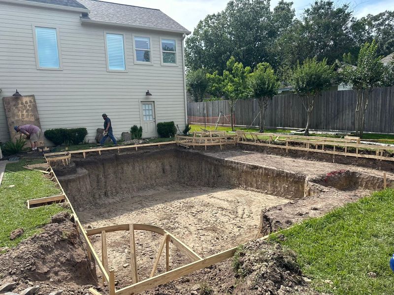 Custom Pool Construction
