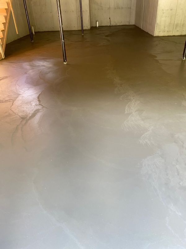 Pole barn floors