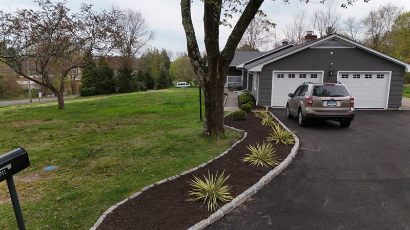 Plantings & Landscape Design