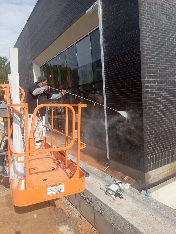 Commercial Pressure Washing