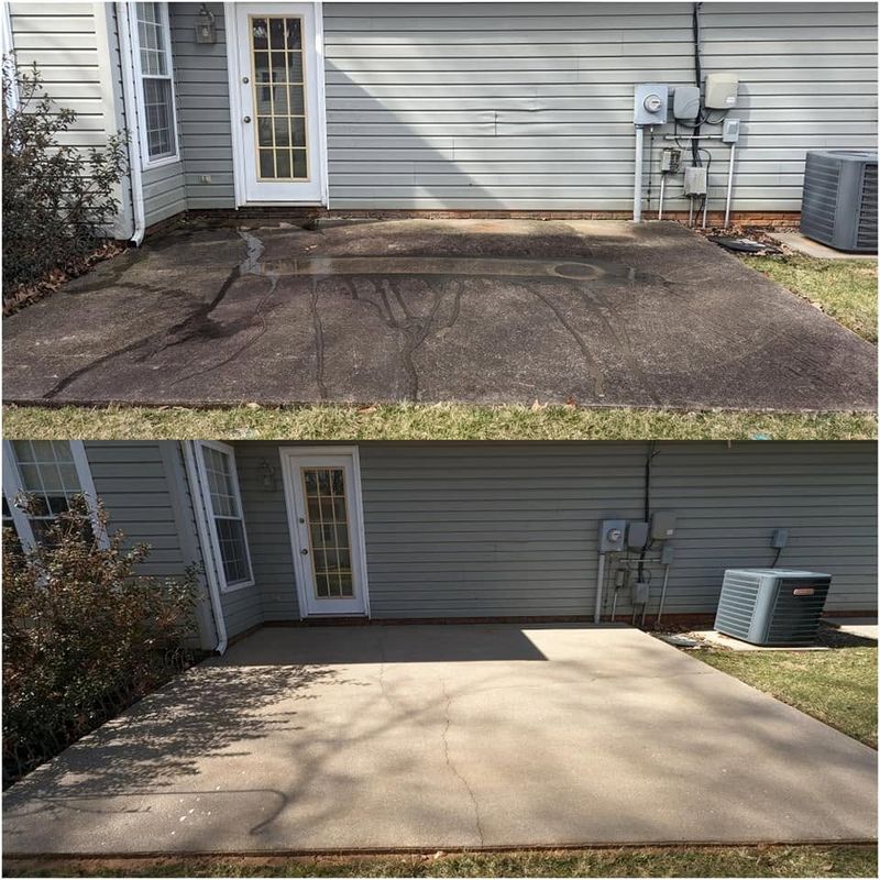 Driveway and Sidewalk Cleaning