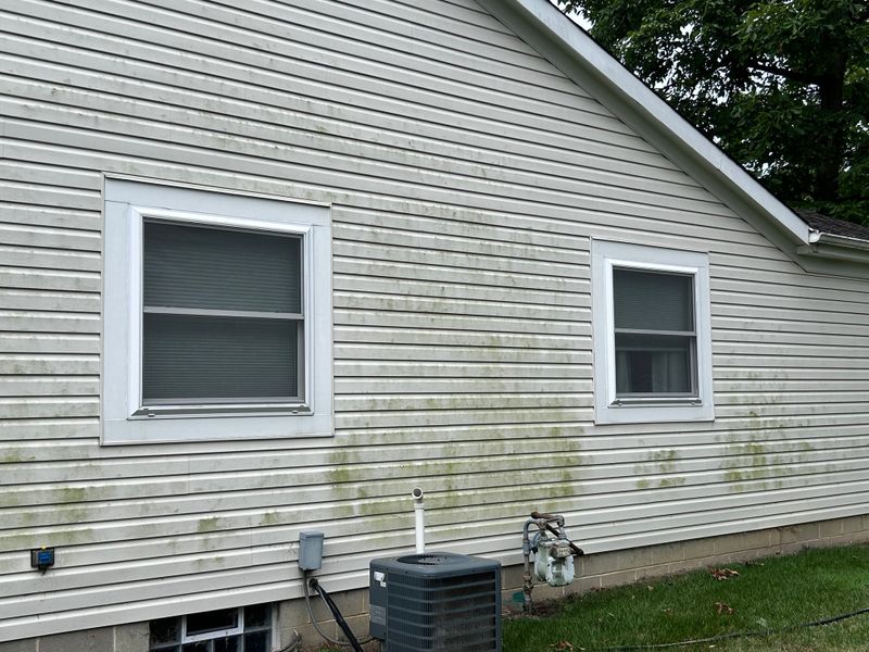 House Wash / Soft Wash / Power Wash