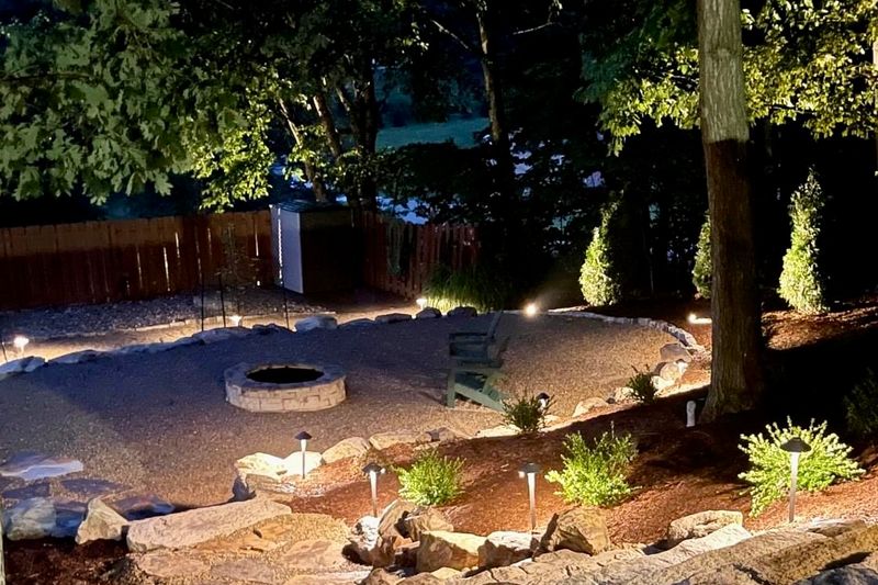 Outdoor Fireplaces gallery