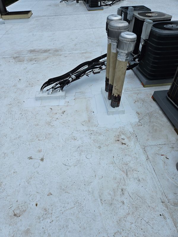 TPO Flat roof installation 