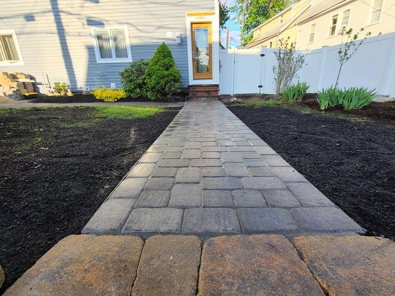 Pavers & Walkways