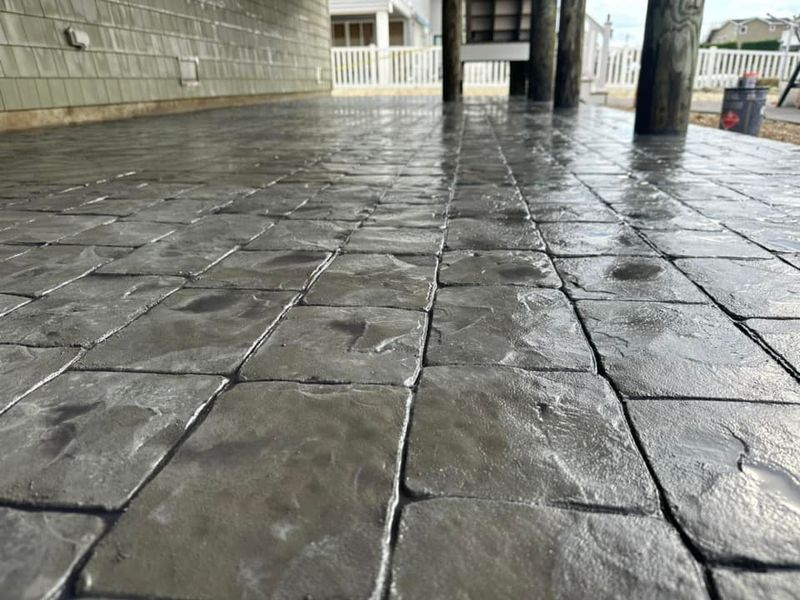 Masonry gallery