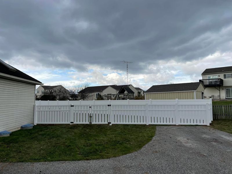 Vinyl Fencing