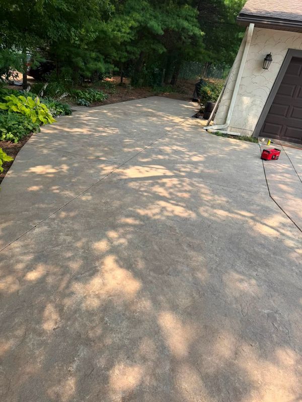 Concrete Patios & Aprons