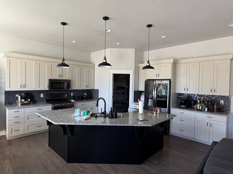 Cabinet Refinishing