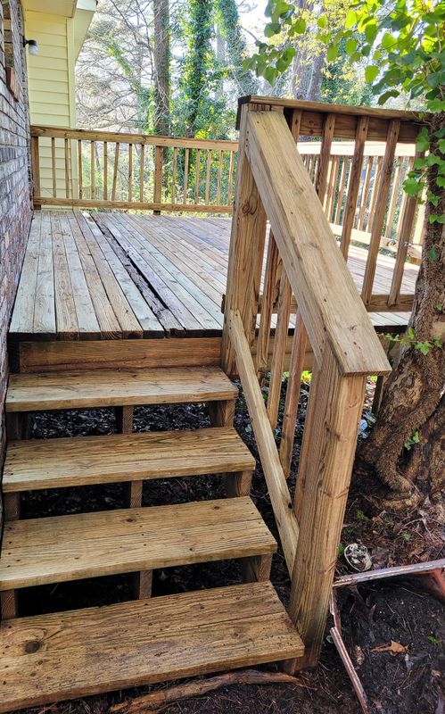 Deck & Patio Cleaning