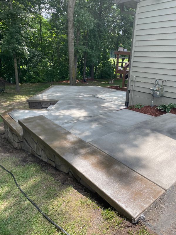 Carved Concrete Retaining Walls 