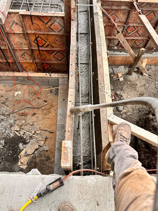 Foundation & retaining walls