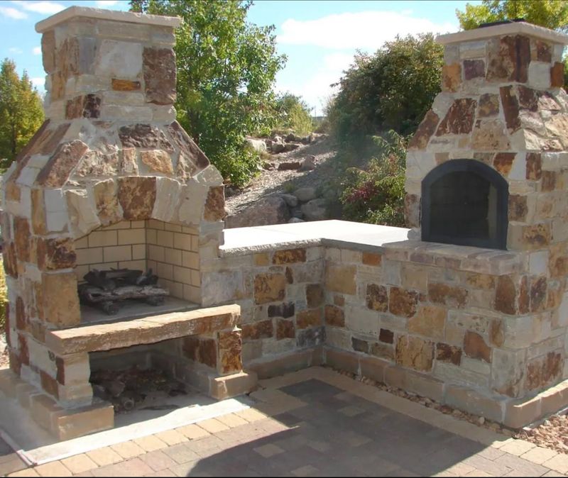 Outdoors Kitchens