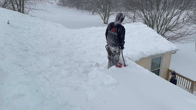 Residential Roofing Snow & Ice Removal Services 