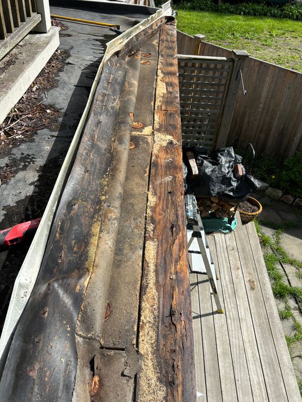EXTERIOR CARPENTRY & DECKS (SELECT RENOVATIONS)