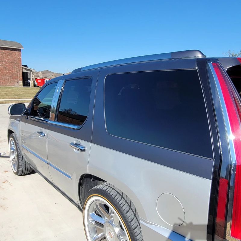Full & Partial Vehicle Wrap