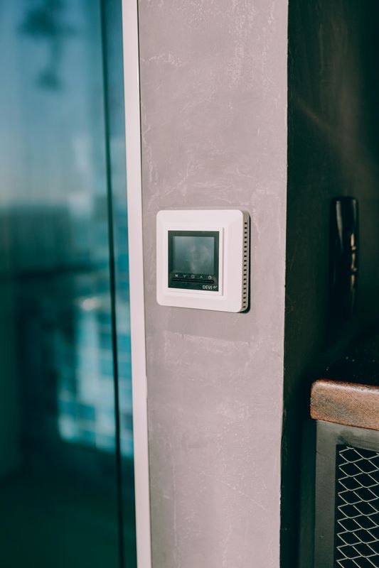 Thermostat Installation and Controls