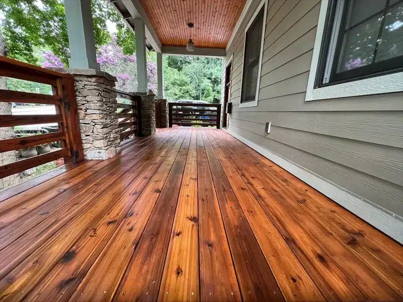 Deck & Fence Staining