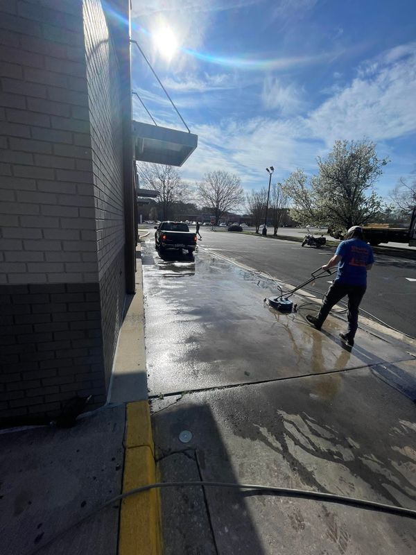 Commercial Pressure Washing
