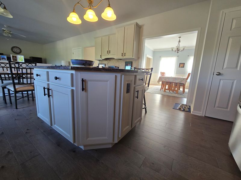 Cabinets Painting