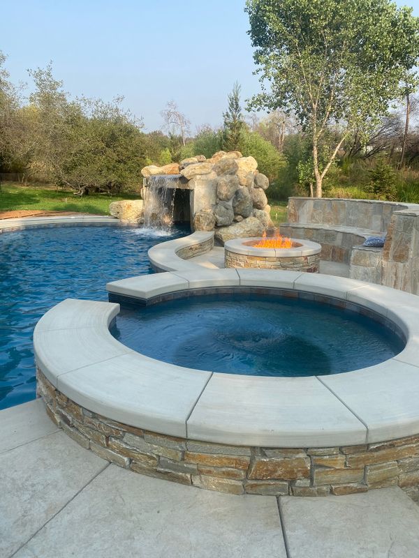 Custom Pool Design