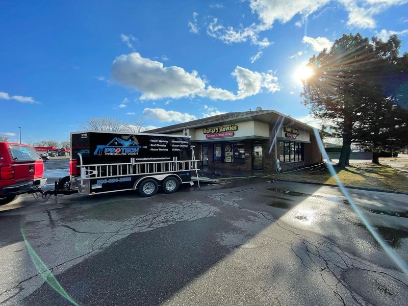 Commercial Pressure Washing