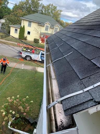 Roof Cleaning