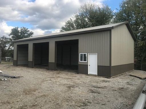 Post Frame Garage Construction