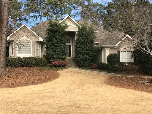 Brookhaven Roof Transformation: Elevating Home Value and Protection with Expert Craftsmanship