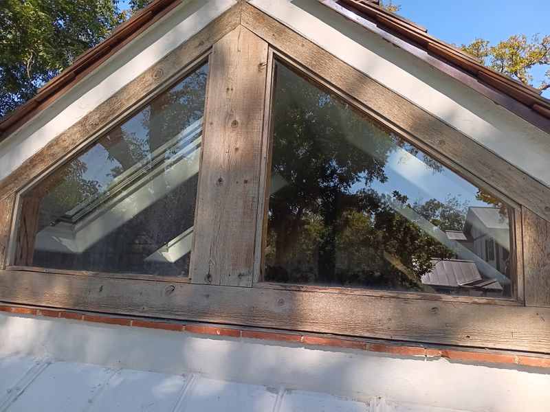 Residential & Commercial Window Cleaning