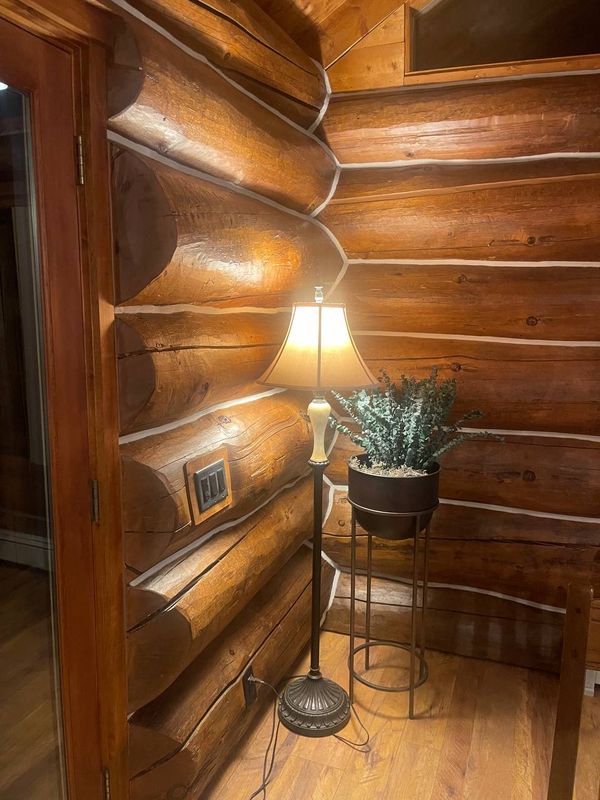 Log Homes Refinishing