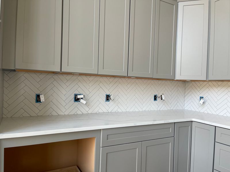 Kitchen Backsplash Installation
